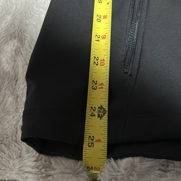 Ogio endurance, lightweight shell, Coors, light logo, hooded jacket, size medium - Picture 7 of 7